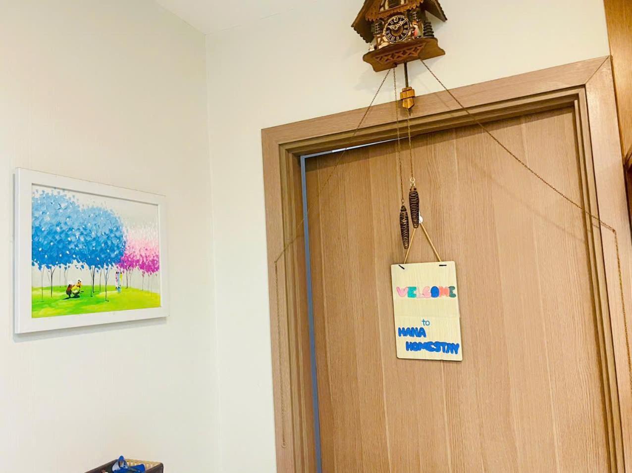Hana Homestay- 1 Phong Ngu Trong Ho Chu Nha Dang O Tai Park 4-vinhome Park Tan Cang Binh Thanh Hcm- Sat Landmark 81 Homestay Ho Chi Minh City